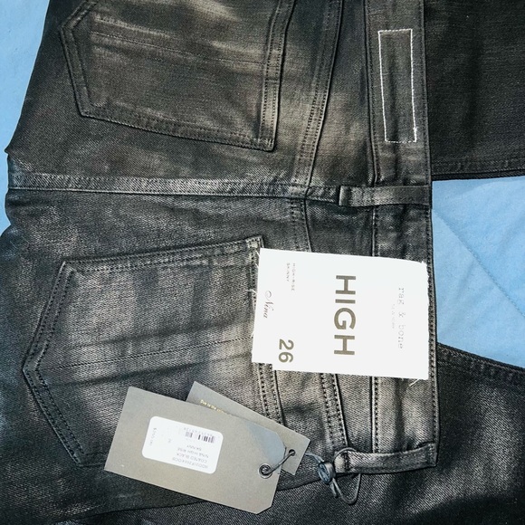 New - Picture 3 of 5